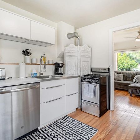 Vintage Tiny House Cute 1Bdrm Big Appeal Villa โคโลราโดสปริงส์ ภายนอก รูปภาพ