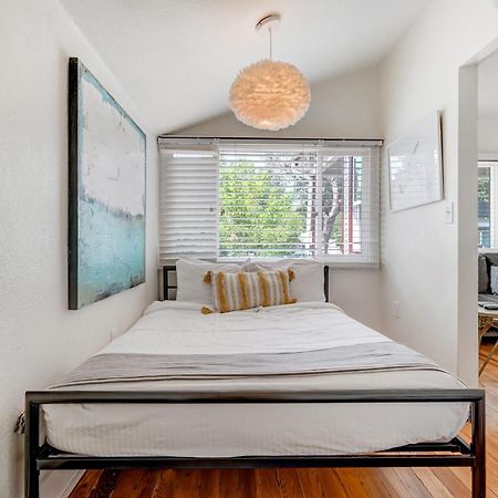 Vintage Tiny House Cute 1Bdrm Big Appeal Villa โคโลราโดสปริงส์ ภายนอก รูปภาพ