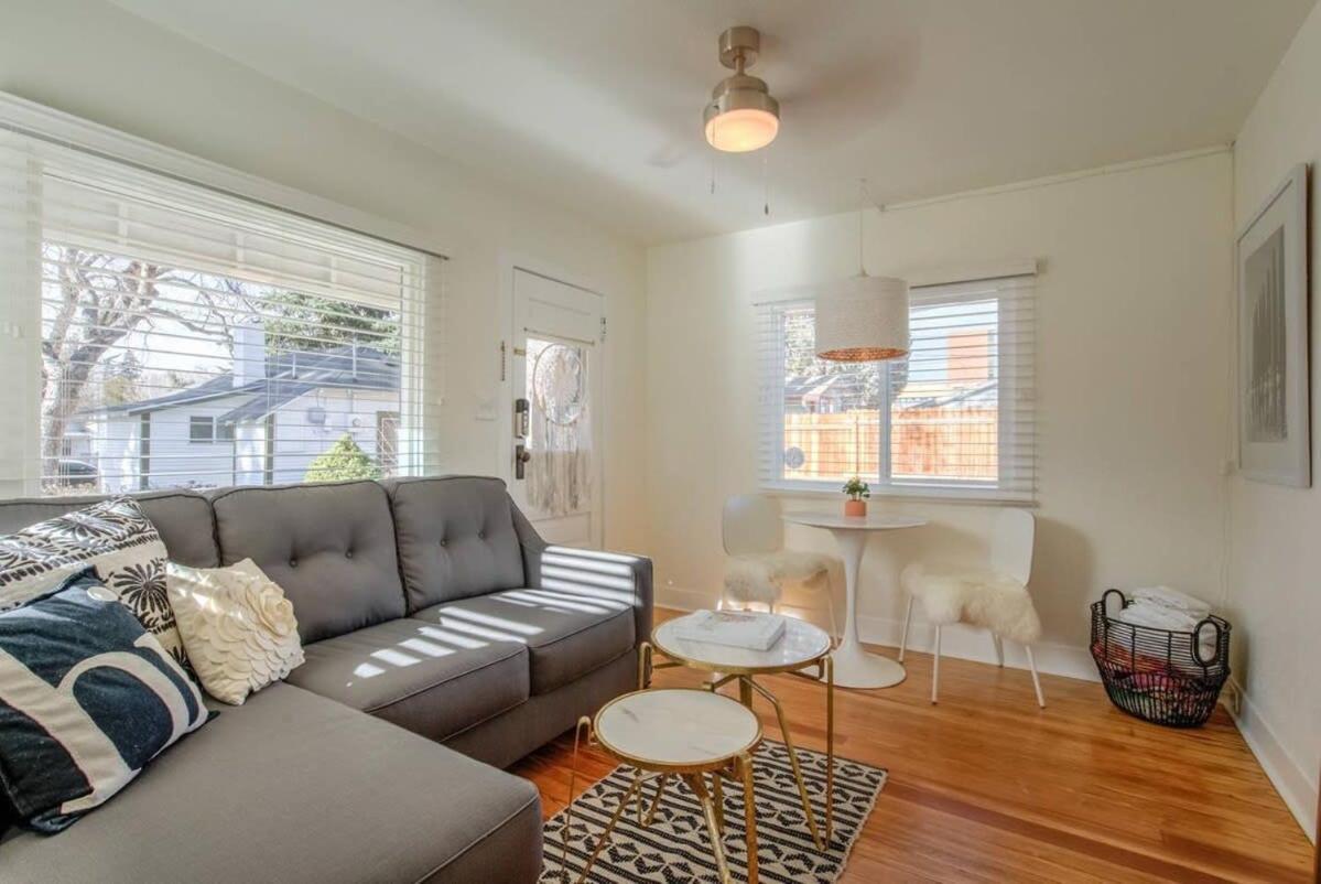 Vintage Tiny House Cute 1Bdrm Big Appeal Villa โคโลราโดสปริงส์ ภายนอก รูปภาพ