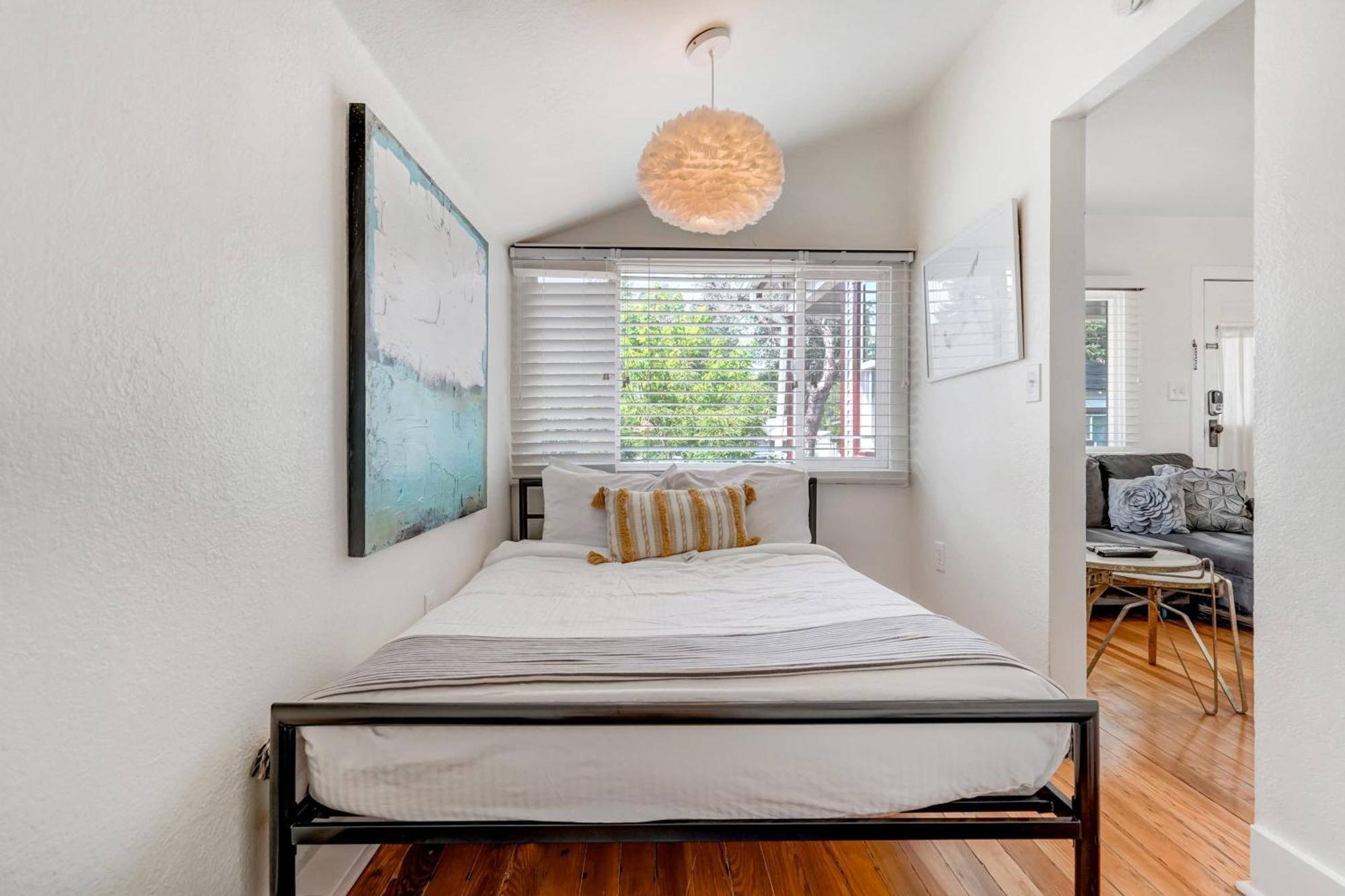 Vintage Tiny House Cute 1Bdrm Big Appeal Villa โคโลราโดสปริงส์ ภายนอก รูปภาพ